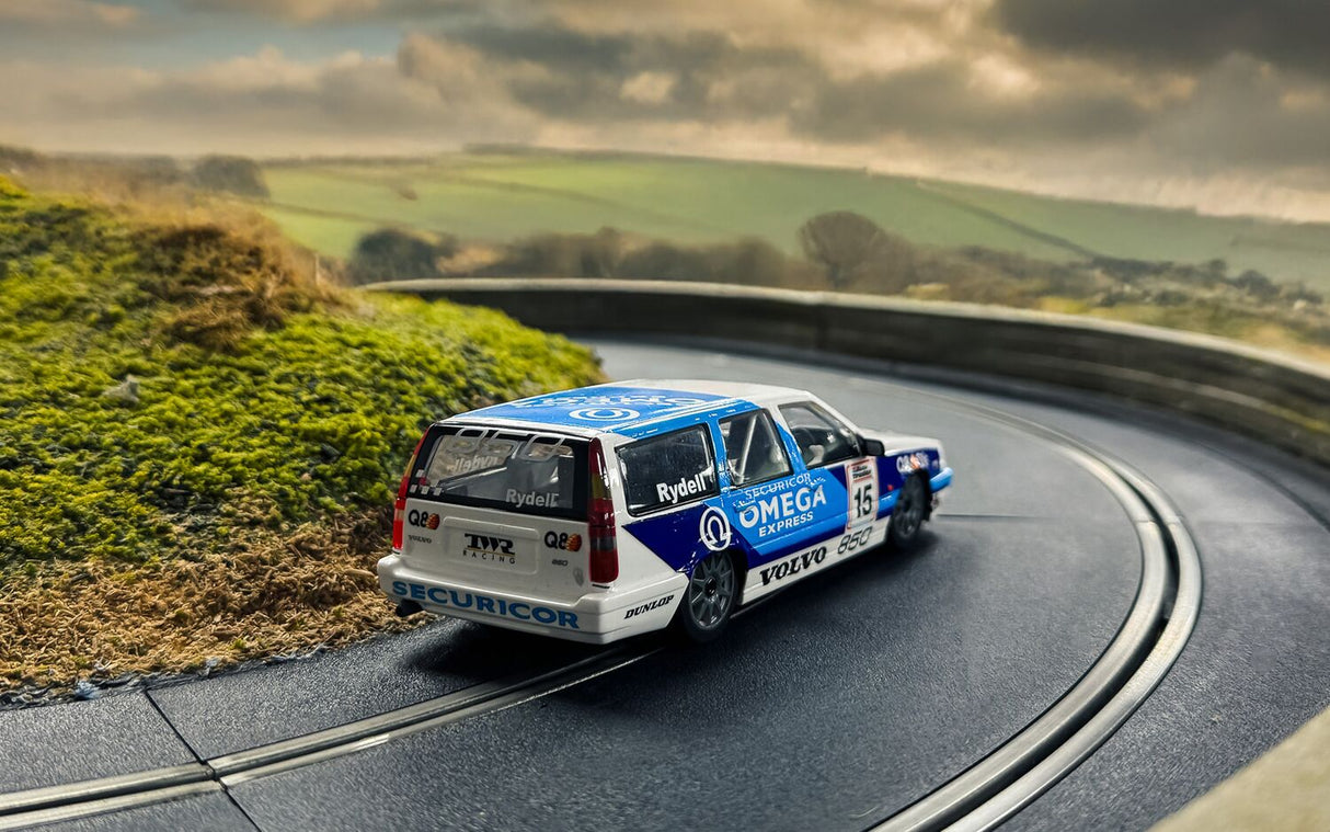 Scalextric Volvo 850 Estate - BTCC 1994 - Rickard Rydell C4597