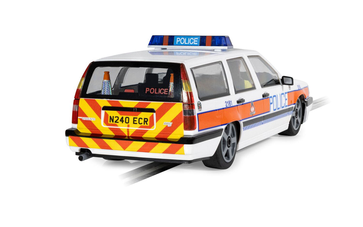 Scalextric Volvo 850 Estate - Police Edition - C4627