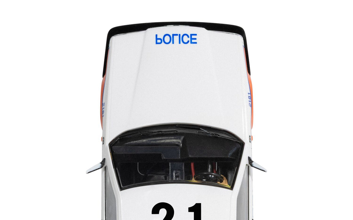 Scalextric Volvo 850 Estate - Police Edition - C4627