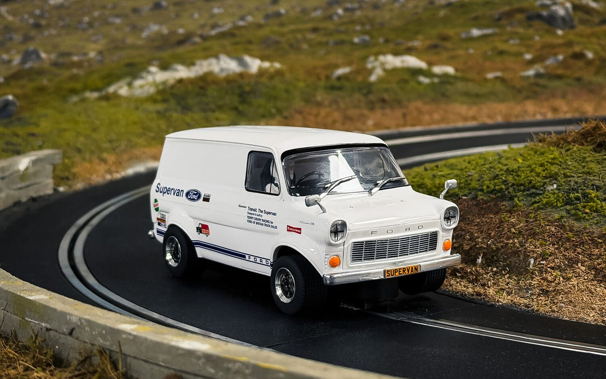 Scalextric Ford Transit Mk1 Supervan 1 C4650