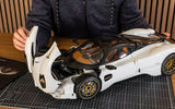 Pocher Pagani Utopia Coupé - Bianco Perla - 1:8 Scale Assembly Kit - HK123