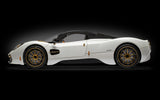 Pocher Pagani Utopia Coupé Bianco Perla, Display Case & Instruction Manual - 1:8 Scale Assembly Kit - BUNDLEP09