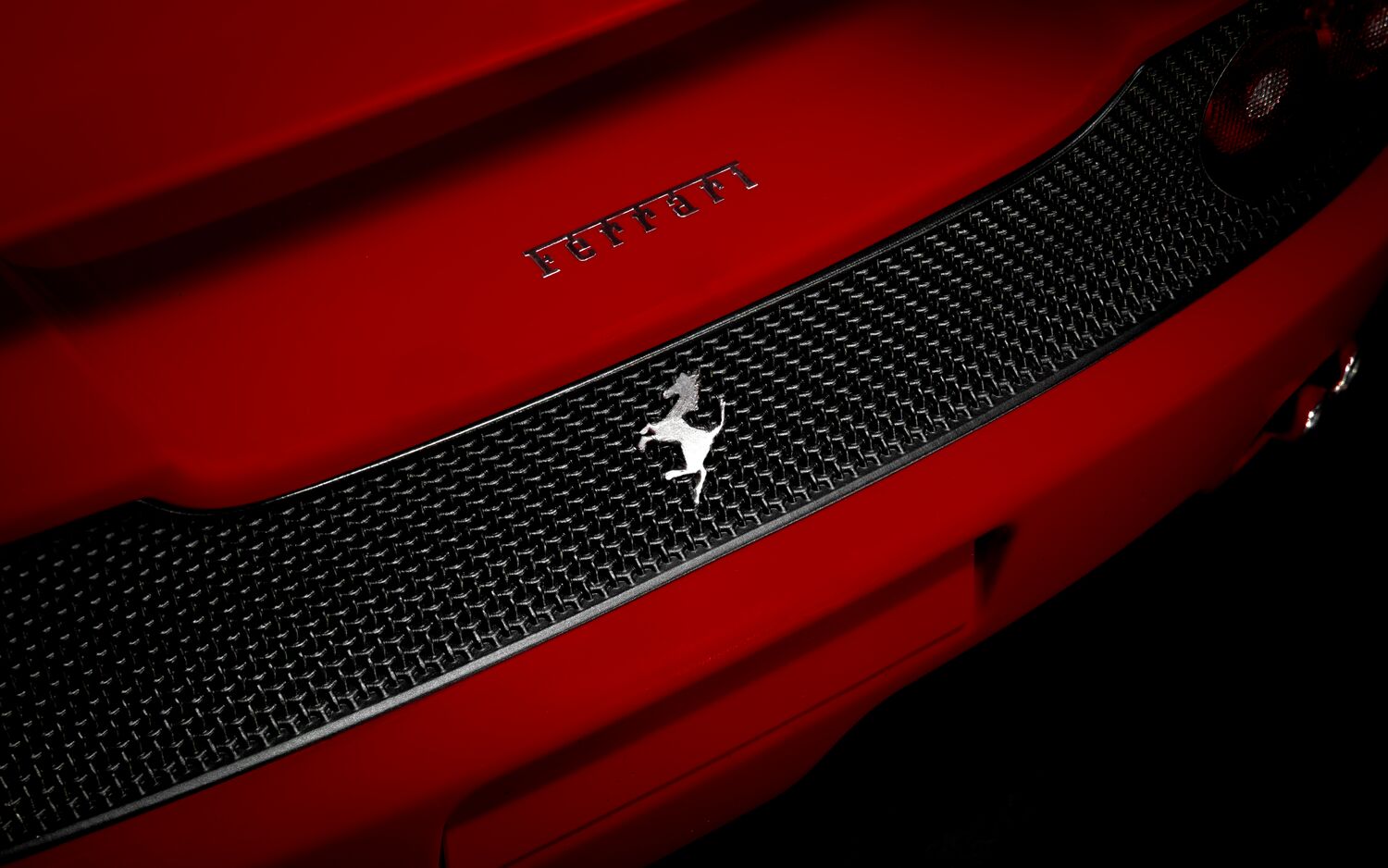 Pocher Ferrari F50 - Rosso Corsa - 1:8 Scale Assembly Kit - HK62