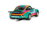 Scalextric Porsche 911 RSR 3.0 - Vaillant C4439