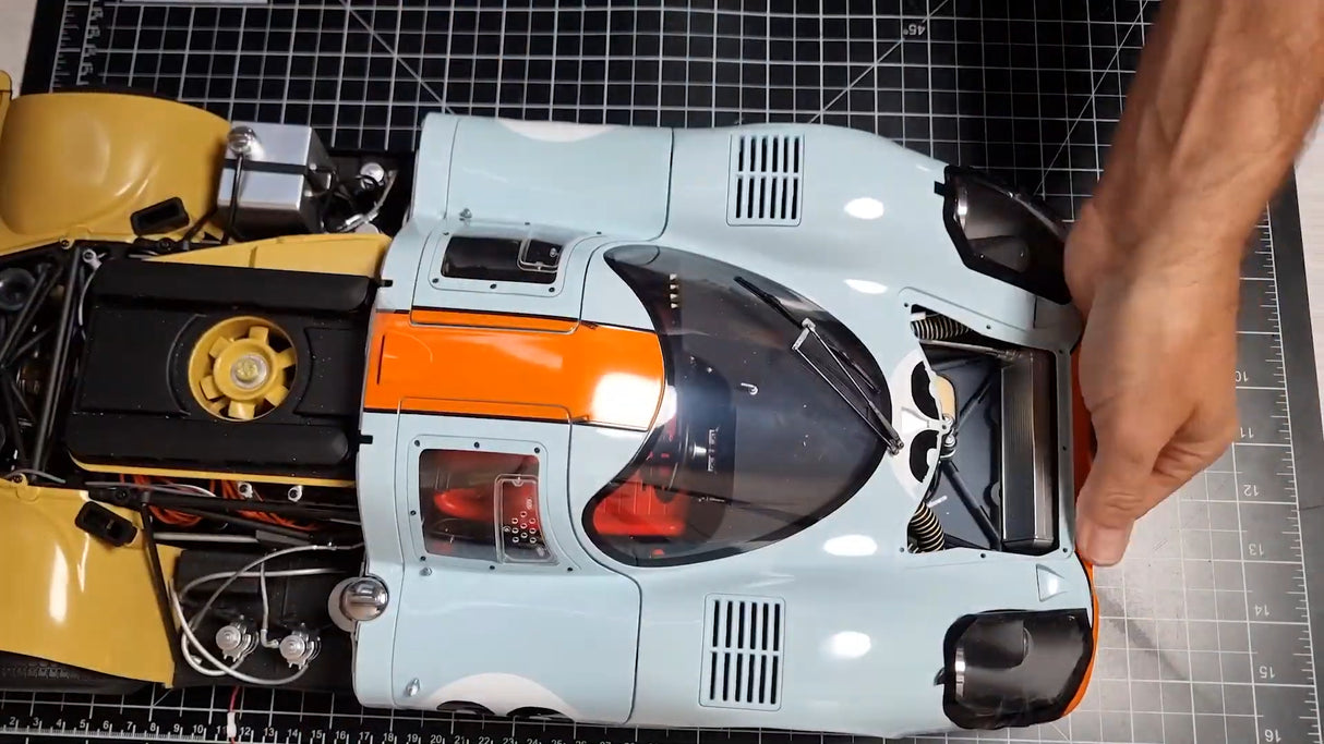 IXO Collections Porsche 917 KH #20 Gulf Livery 1:8 Scale Metal and Plastic Full Kit IXC.POR.FK