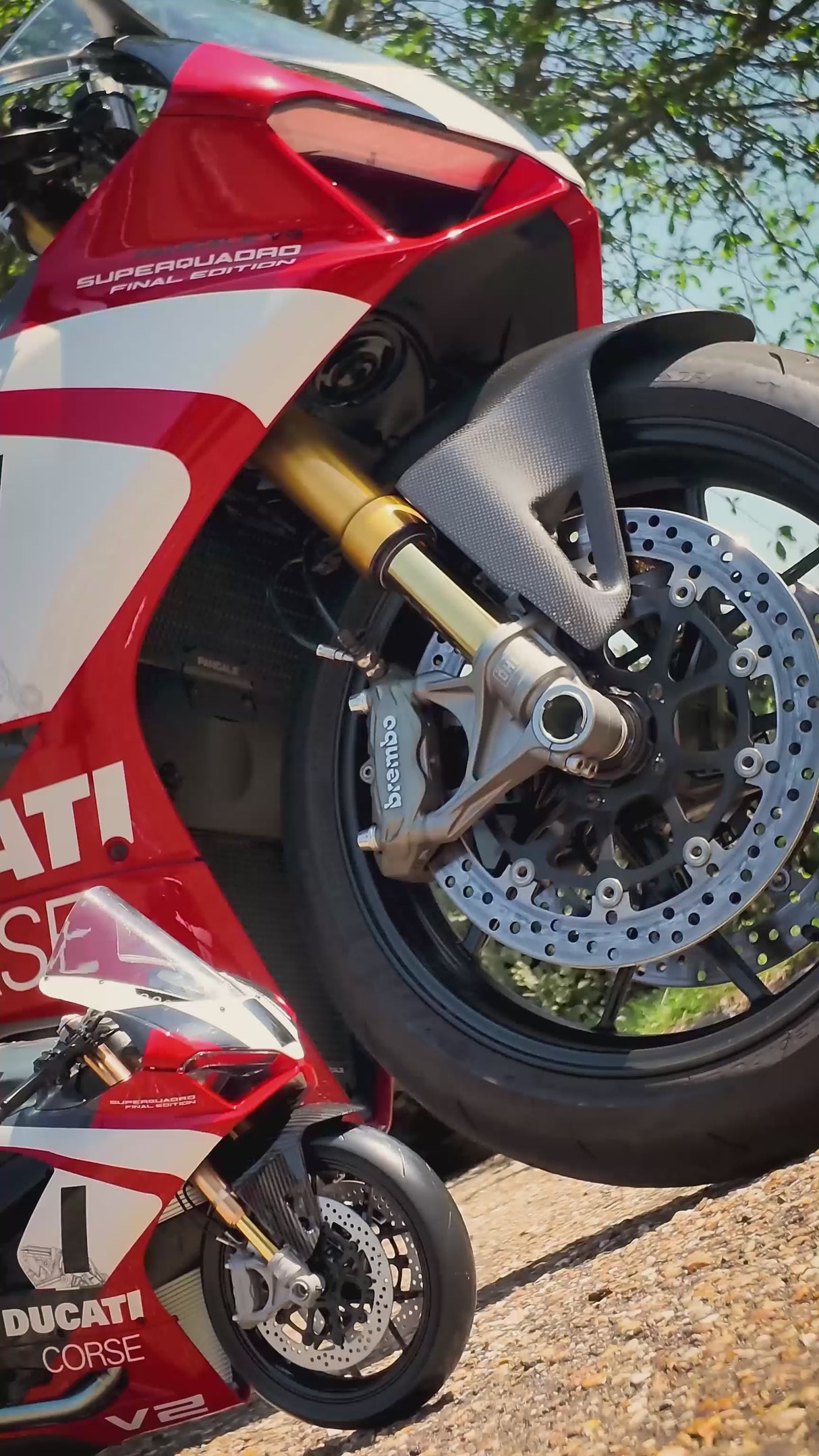 Pocher Ducati Panigale - V2 Superquadro Final Edition - 1:4 Scale Assembly Kit - HK124